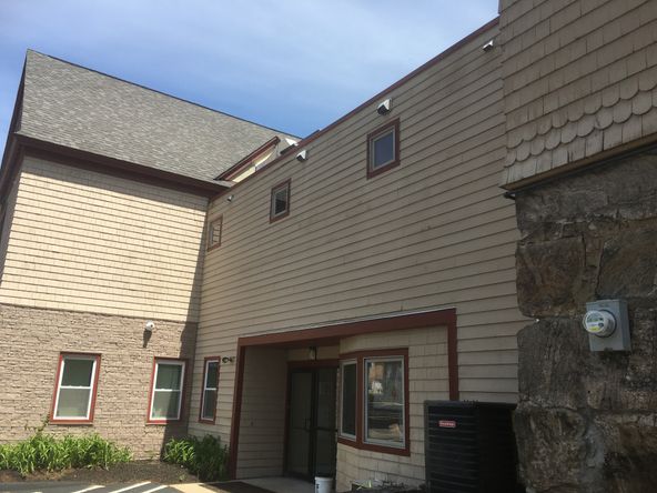 1802 Elm St, Manchester, NH 03104